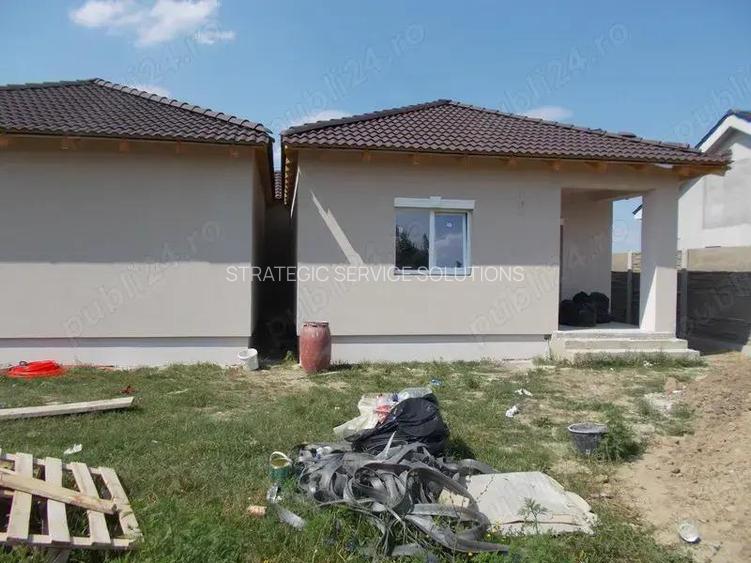 Duplex, Mosnita Noua, Albina, pe parter, 3 cam, 250 mp teren