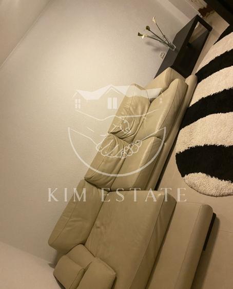 De vanzare apartament 3 camere,Trocadero - 1