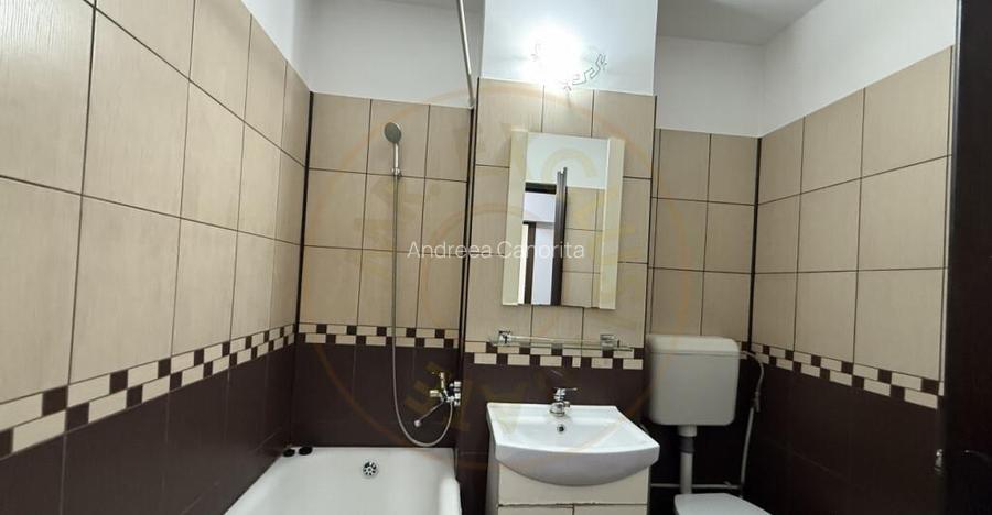 Garsoniera decomandata Pite?ti -Gavana!