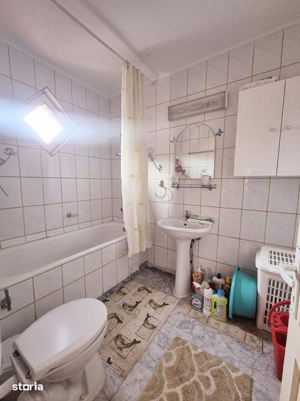 Casa din caramida ?i teren generos, comuna Dobreni - 14