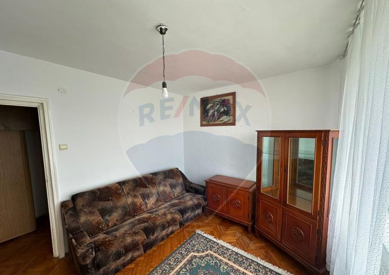 Apartament 2 camere- str. GEORGE COSBUC - 6