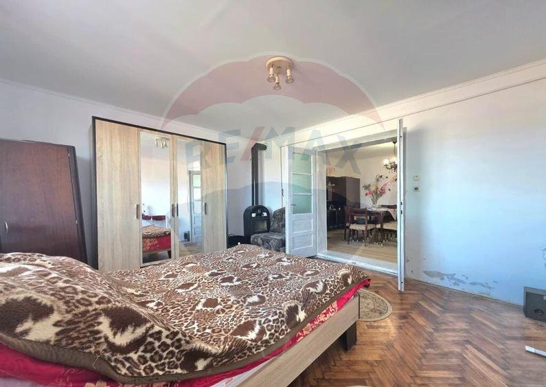 Casa tip duplex de vanzare Vitrometan, str. Barsei - 4