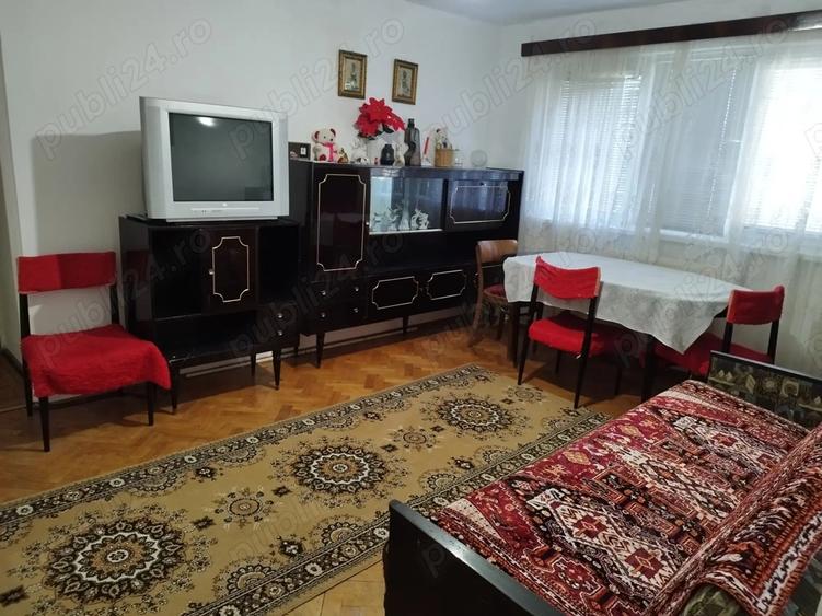 Apartament cu 4 camere de inchiriat - 4
