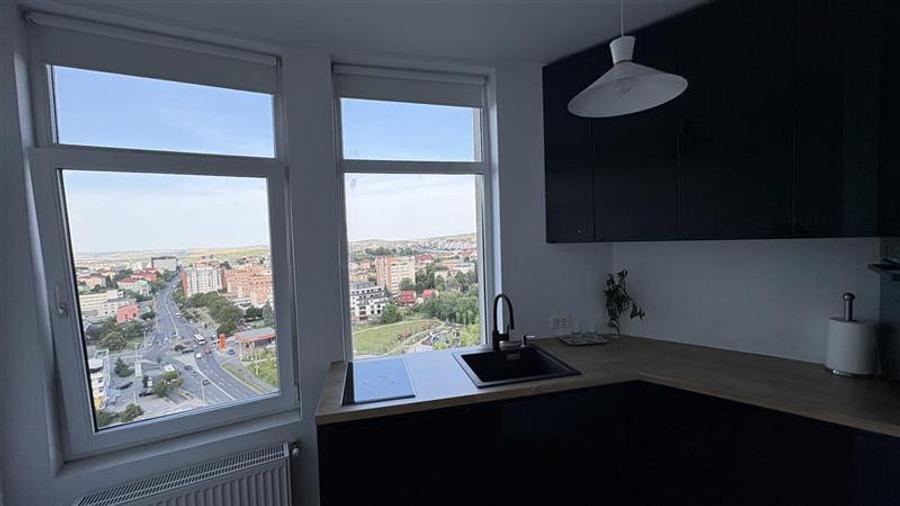 Apartament cu 3 camere circular, mobilat în Zorilor