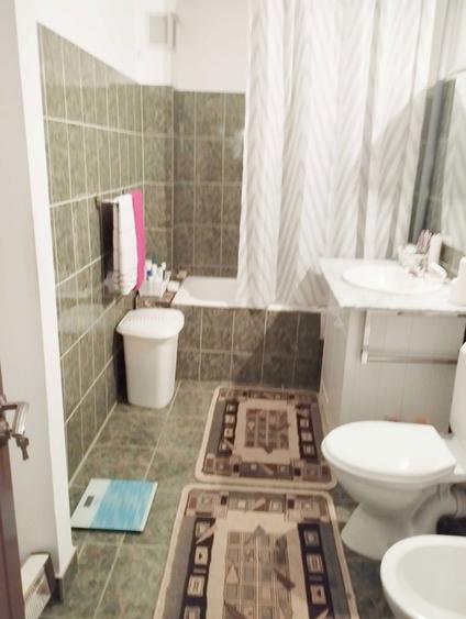 De vanzare apartament cu 4 camere doua bai 2 terase mari - 1