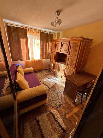 Apartament cu 4 camere semidecomandat - 7