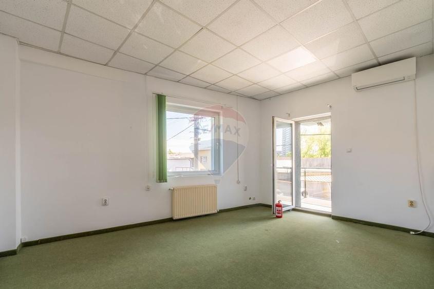 Casa cu 12 camere de inchiriat, Str. Traian - 16