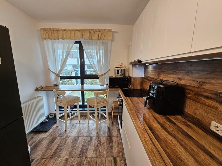 Vila moderna cu piscina si curte amenajata, Comuna Berceni - 7