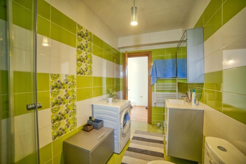 Casa complet mobilata 5 camere 3 bai curte generoasa - 26