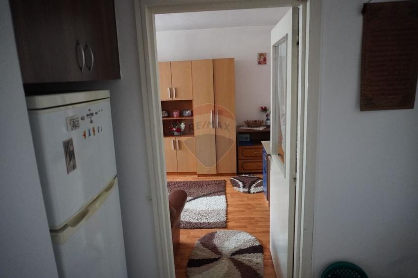 Apartament cu 2 camere de vânzare în zona Central - 3