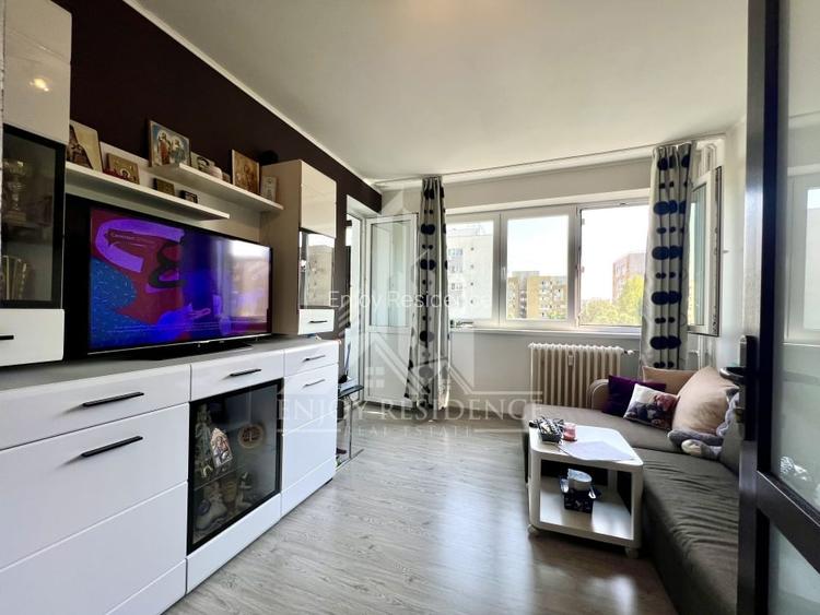 2 Camere decomandat RENOVAT | SUPER POZITIE | Metrou la 5 minute