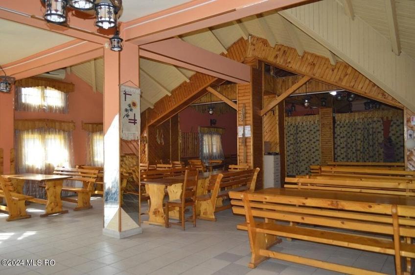 Maracineni - Argeselu, Popas - Restaurant - Cazare, teren 2787 mp - 18