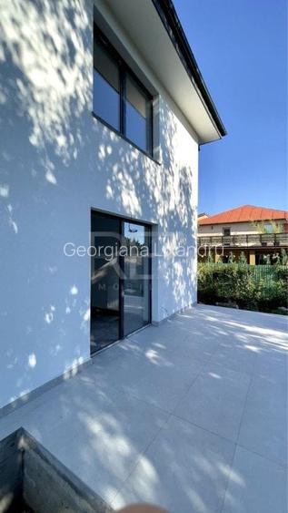 Vila Tip Duplex 3 Camere+ Curte Prelungirea Ghencea