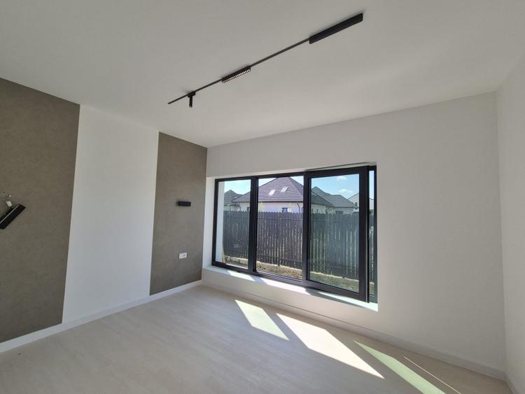 Vila unicat ecologica Tunari, Al. Ioan Cuza, zona Strip Mall - 12