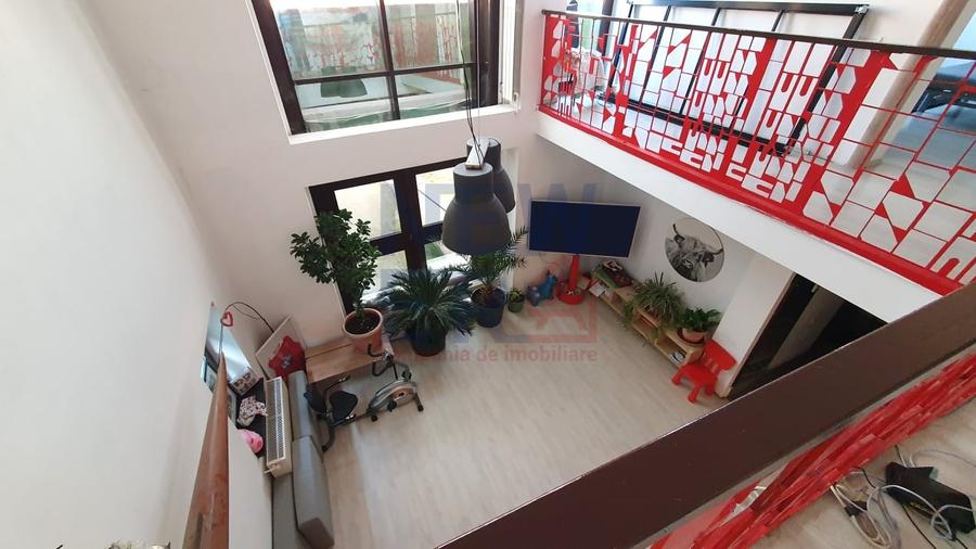 Casa de VANZARE in sector 5 Str. Antiaeriana resedinta sau after school - 14