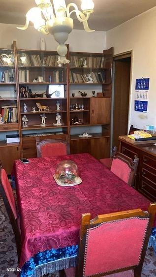 Apartament De Vanzare cu 4 Camere In Apusului-militari sec.6 - 1