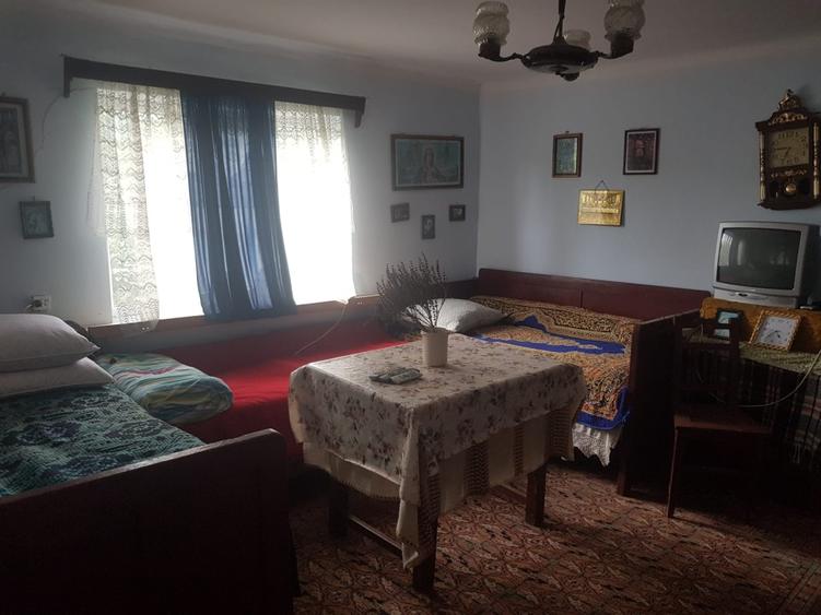 Casa taraneasca autentica in Simisna, Salaj – 228 mp construiți, teren 2100 mp  - 10