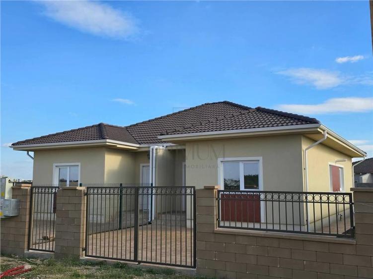 Duplex pe parter - zona buna - toate utilitatile - 2