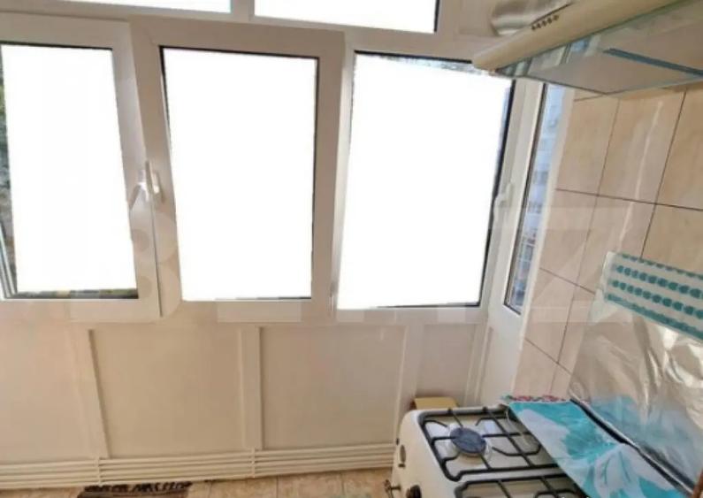 Apartament 2 camere, 52 mp, decomandat, zona Zamca - 8