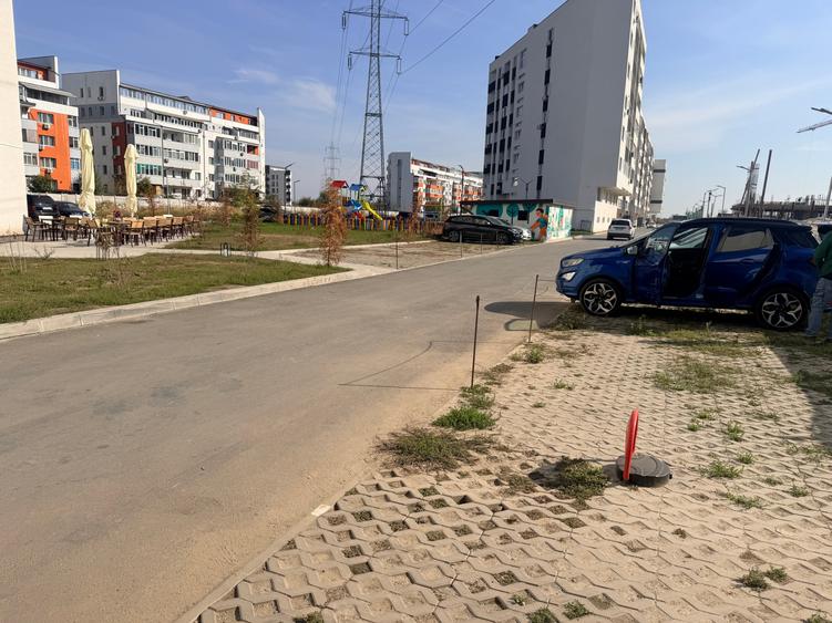 Casa P+1+Pod mansardabil. 4 cam. 1.2 km Fata de metrou - 28