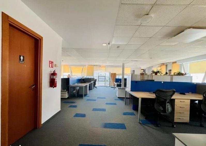 Bd. Mamaia, spatiu birouri 344 mp., cladire reprezentativa - 1