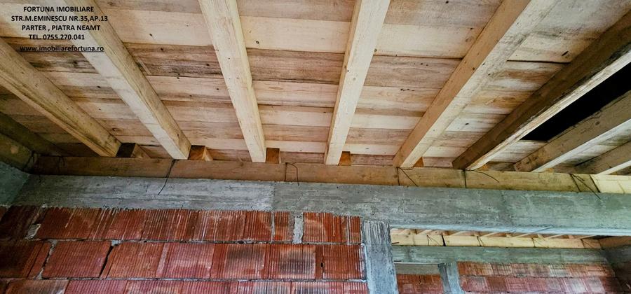 Casa la rosu si teren 500 mp,in cartier de vile, com. Dumbrava Rosie - 5