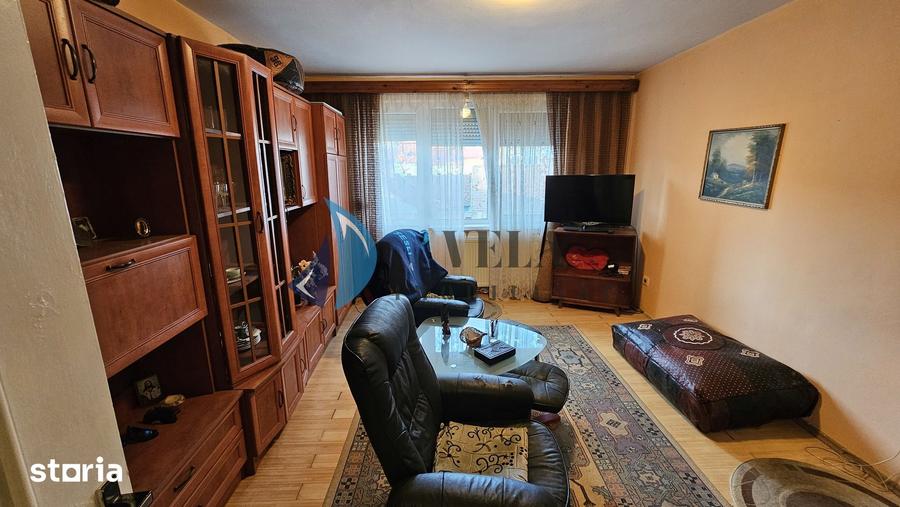 Apartament cu 2 camere decomandat în Central