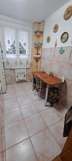 Grigorescu la gura de metrou - 3