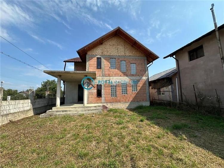 Royal Imobiliare - Vanzare Vila comuna Iordacheanu Royal Imobiliare - Vanzare Vila comuna Iordacheanu