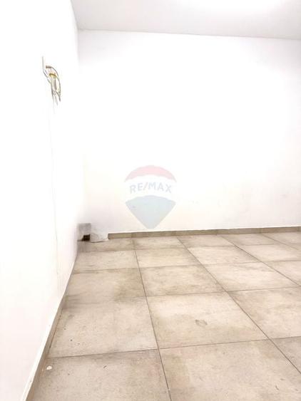 Garsoniera de vanzare 24mp  Leroy Merlin Bragadiru - 6