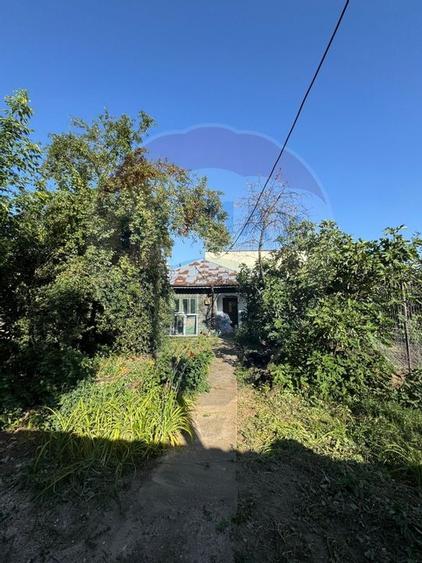 De vanzare casa - Cartier 23 August, la 5 minute de Metrou Republica - 1