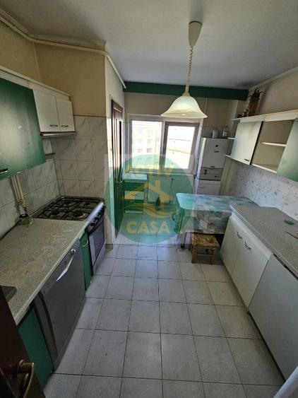 Apartament 4 camere, zona Kaufland Favorit - 7