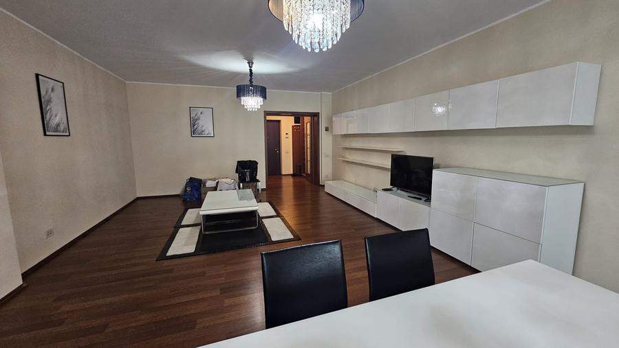 Apartament cu 3 camere decomandat în Calea Plevnei