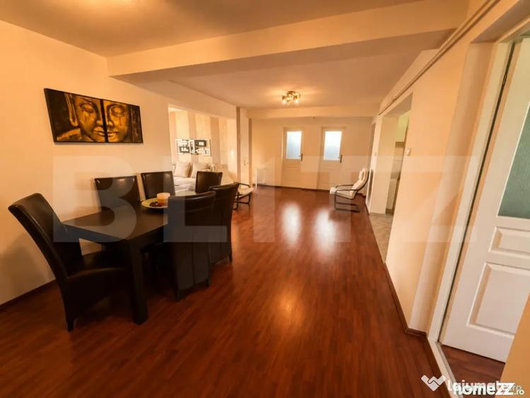 Apartament cu 5 camere în Central