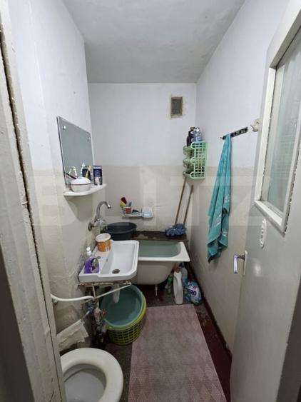 Apartament 3 camere, semidecomandat, 47 mp, zona M40 - 5