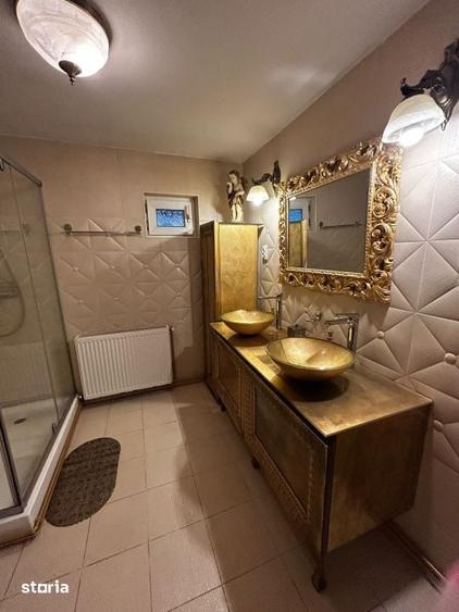 Casă cu 6 camere cu Teren 450 Mp în Vasile Alecsandri