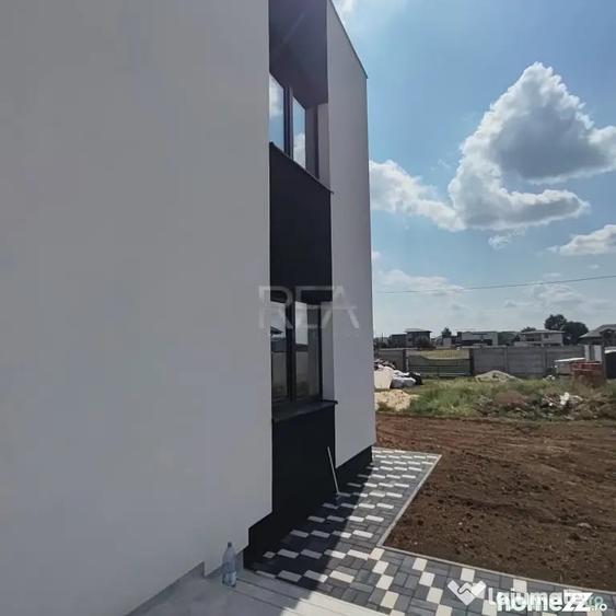 Casă cu 5 camere cu Teren 400 Mp în Domnești