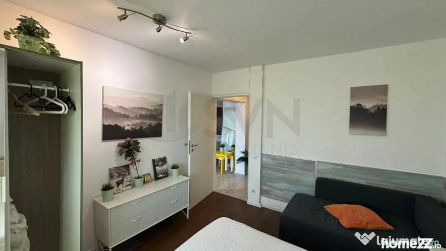 Apartament cu 3 camere semidecomandat în Ștefan cel Mare
