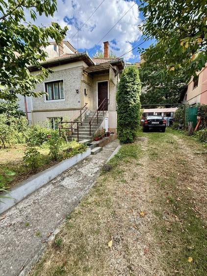 Apartament cu 3 camere decomandat în Zorilor