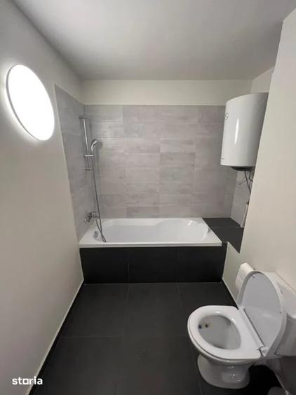 Apartament cu 4 camere semidecomandat în Unirii
