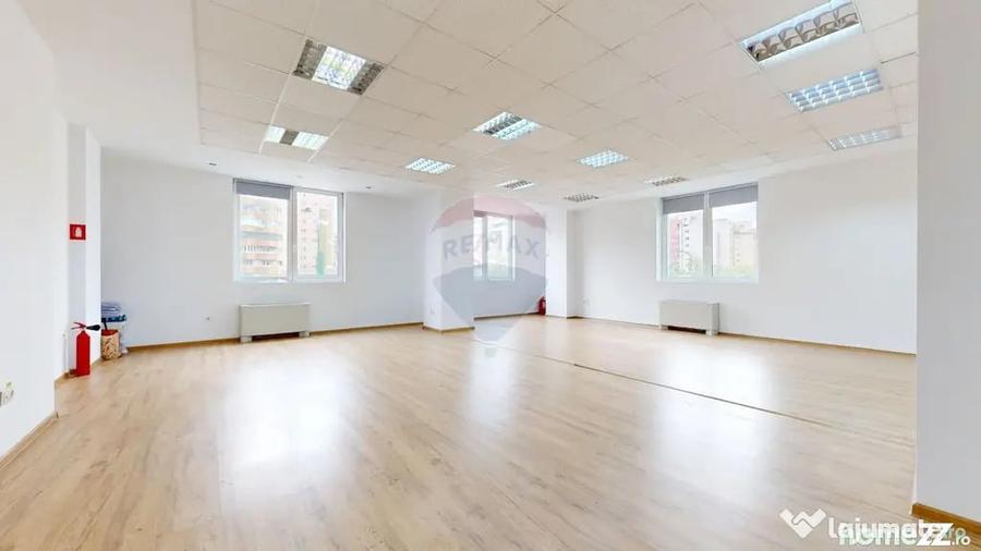 Spațiu comercial, de 125 mp, în Vlahuță