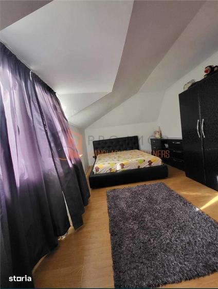 Casă cu 4 camere decomandat cu Teren 725 Mp în Tisău