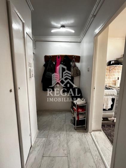 Apartament cu 2 camere semidecomandat în Central