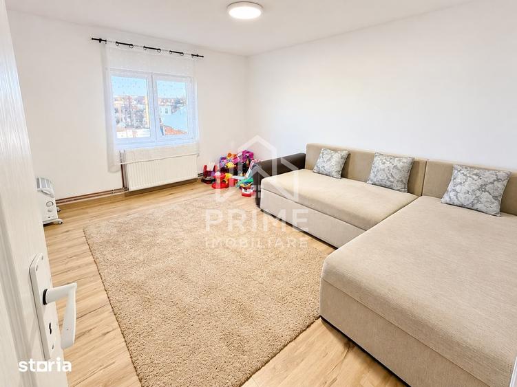 Casă cu 4 camere cu Teren 800 Mp în Valea Lungă