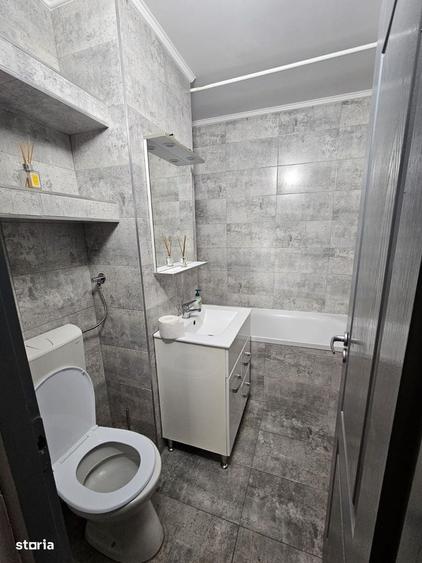 Apartament cu 2 camere în Micro 17