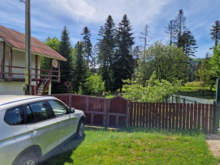 Casă individuală cu 3 camere cu Teren 738 Mp în Central