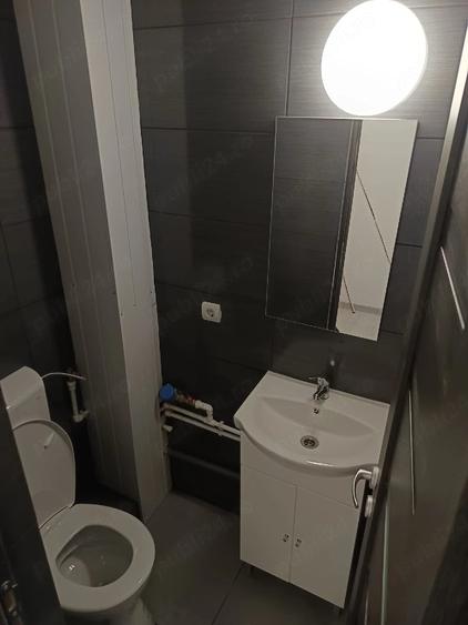 Apartament cu 3 camere decomandat în Ampoi 3
