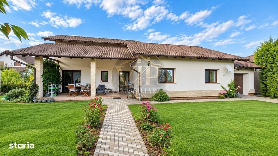 Casă cu 4 camere cu Teren 750 Mp în Central
