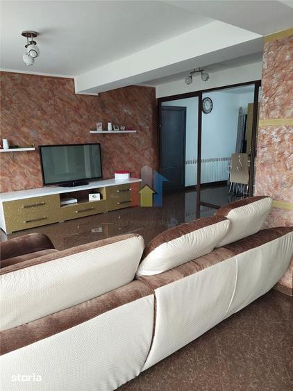 Casă cu 4 camere cu Teren 450 Mp în Vânători