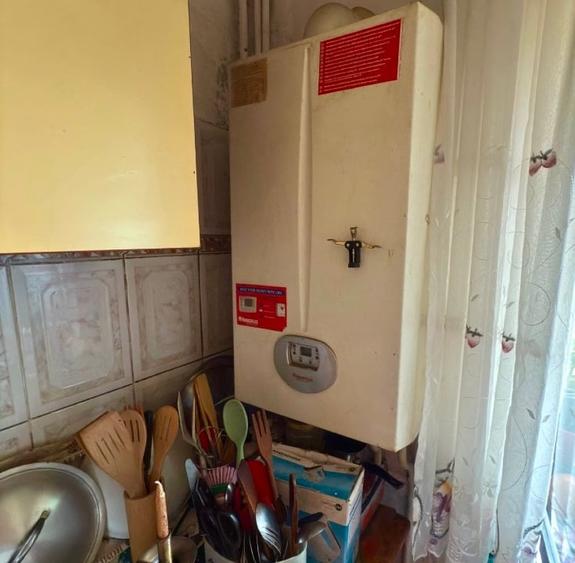 Apartament cu 2 camere decomandat, mobilat în Central